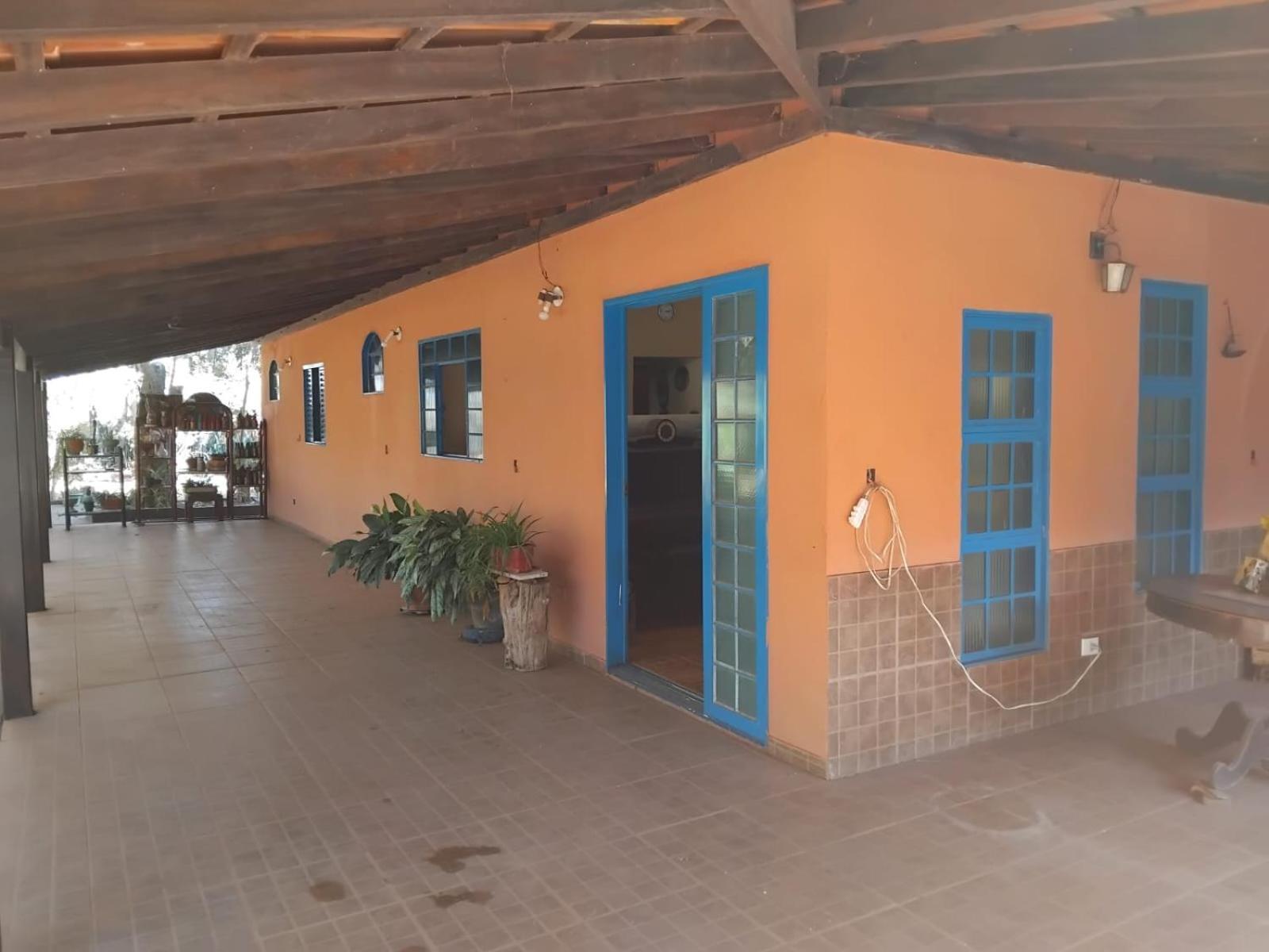 Sitio Bemtevi - Jockey Camping - Uberlandia Βίλα Εξωτερικό φωτογραφία
