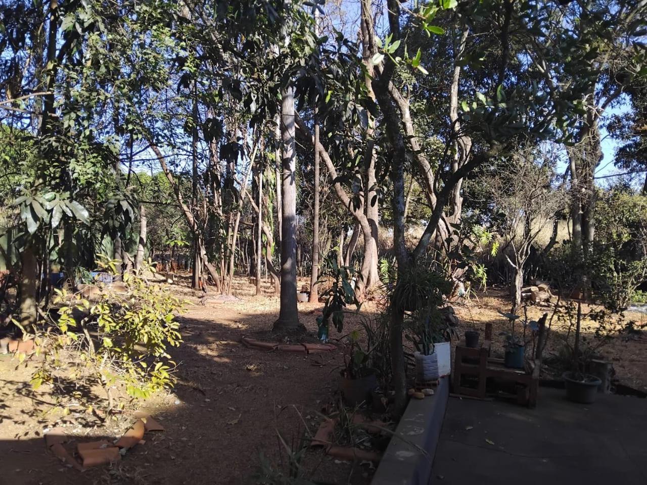Sitio Bemtevi - Jockey Camping - Uberlandia Βίλα Εξωτερικό φωτογραφία